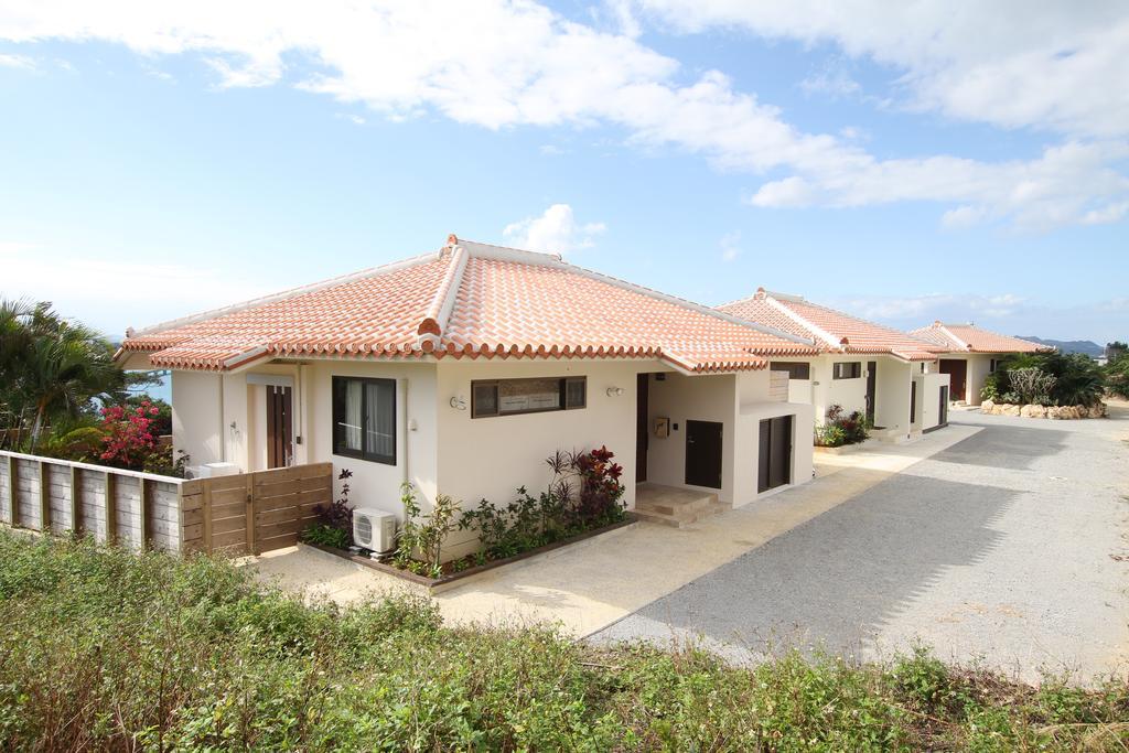 Ocean Hills Kouri Hotel Nakijin Bagian luar foto