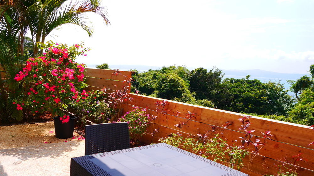 Ocean Hills Kouri Hotel Nakijin Bagian luar foto