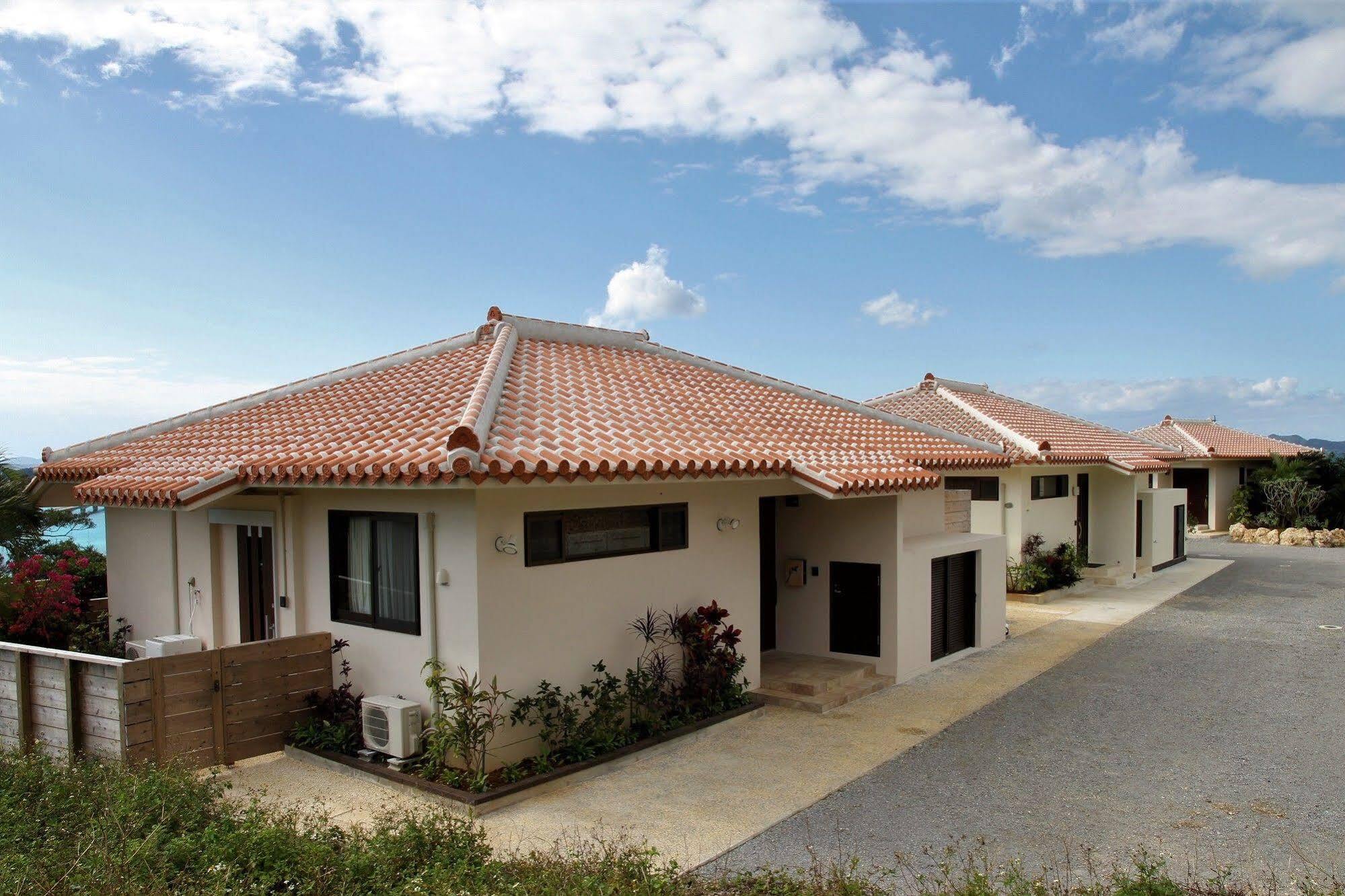 Ocean Hills Kouri Hotel Nakijin Bagian luar foto